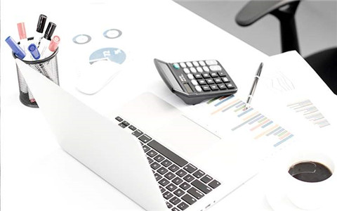 自己注册公司和公司代办有什么区别?